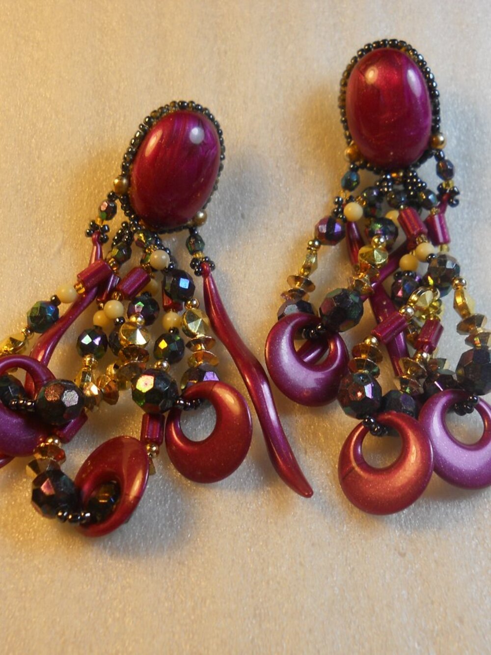 Colorful Earring Bundle 830 - Picture 2 of 7